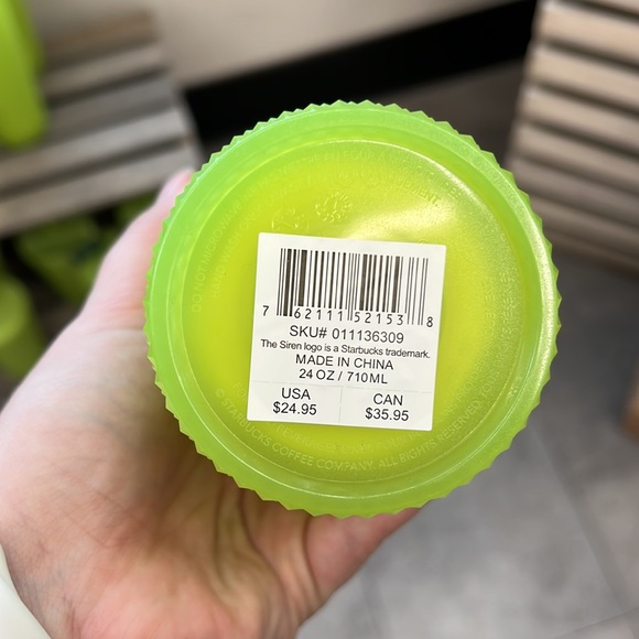 Venti Glow in the dark Fall 2022 Release NWT - Picture 3 of 4